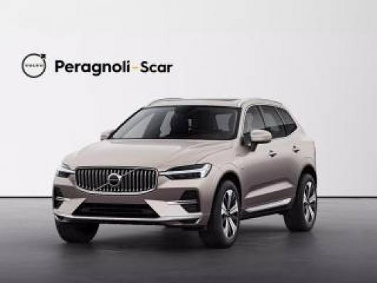 nuovo VOLVO XC60