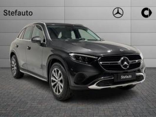 nuovo MERCEDES GLC 220