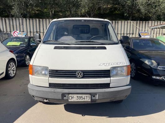 usato VOLKSWAGEN 2.4 Diesel Transporter t4 sincro