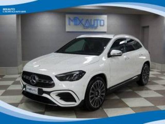 Km 0 MERCEDES GLA 200