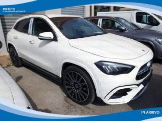 Km 0 MERCEDES GLA 200