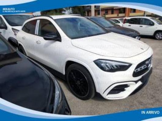 Km 0 MERCEDES GLA 200