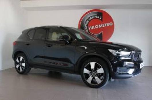 usato VOLVO XC40