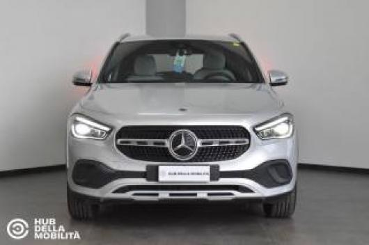 usato MERCEDES GLA 200