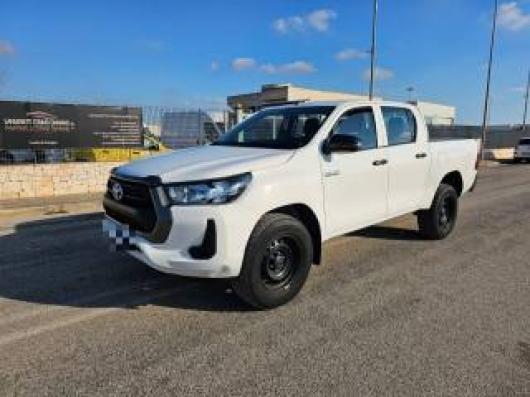 usato TOYOTA Hilux