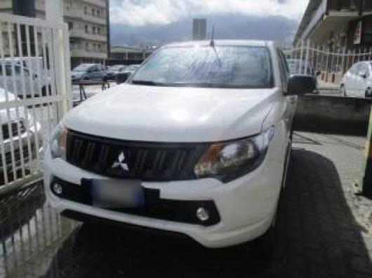 usato MITSUBISHI L200