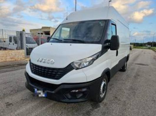 usato IVECO Daily