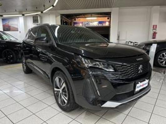 Km 0 PEUGEOT 5008