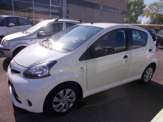 usato TOYOTA Aygo