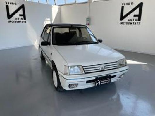 usato PEUGEOT 205