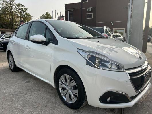 usato PEUGEOT 208