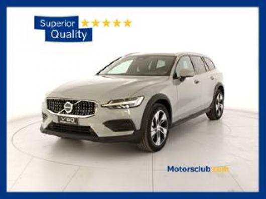 nuovo VOLVO V60 Cross Country