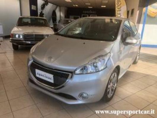 usato PEUGEOT 208