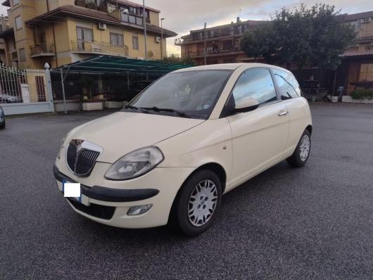 usato LANCIA Ypsilon