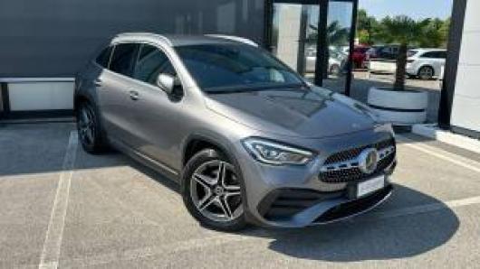 usato MERCEDES GLA 200