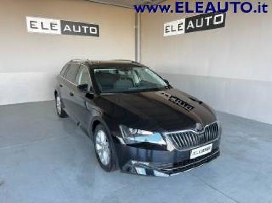 usato SKODA Superb