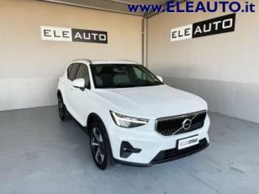 usato VOLVO XC40