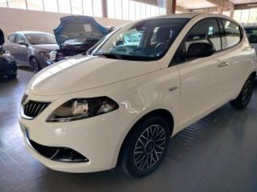 usato LANCIA Ypsilon