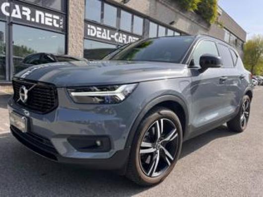 usato VOLVO XC40