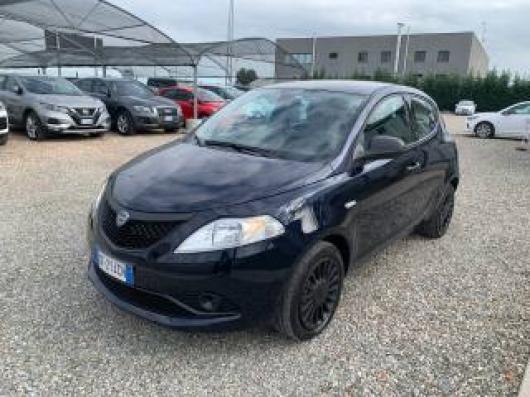 usato LANCIA Ypsilon