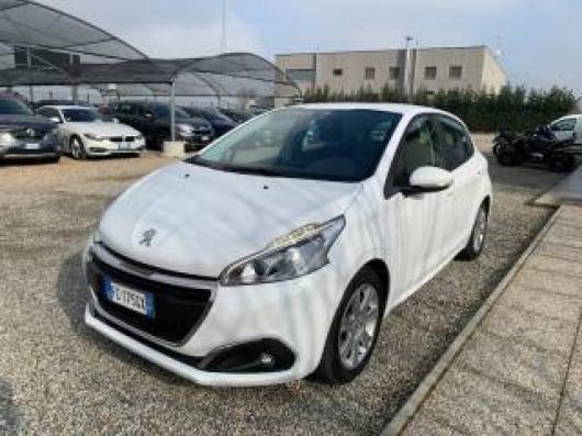 usato PEUGEOT 208