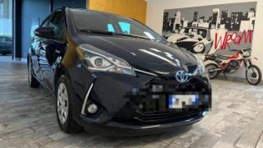 usato TOYOTA Yaris