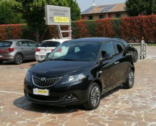 usato LANCIA Ypsilon