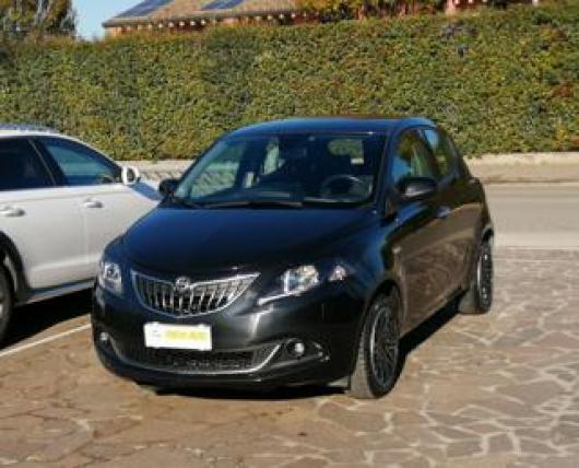 usato LANCIA Ypsilon