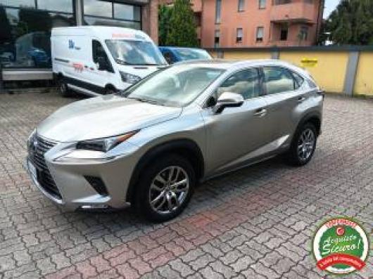 usato LEXUS NX 300h