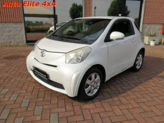 usato TOYOTA iQ