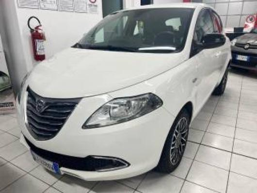 usato LANCIA Ypsilon