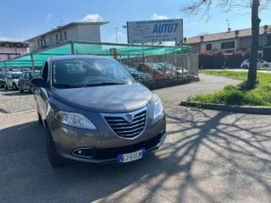 usato LANCIA Ypsilon