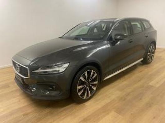 usato VOLVO V60 Cross Country