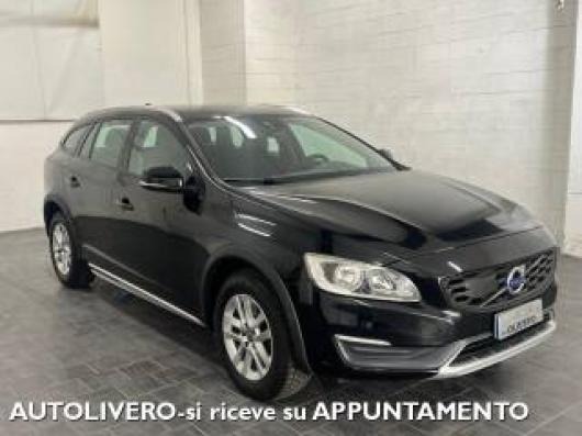 usato VOLVO V60 Cross Country