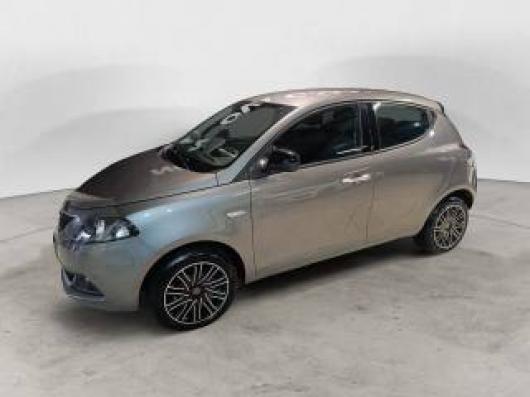 usato LANCIA Ypsilon