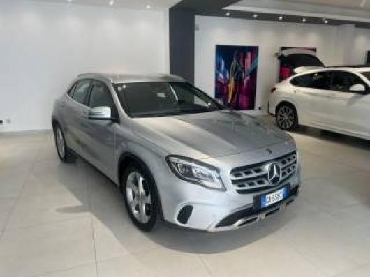 usato MERCEDES GLA 200