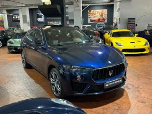 usato MASERATI Levante