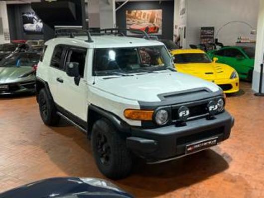 usato TOYOTA FJ Cruiser