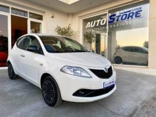 usato LANCIA Ypsilon