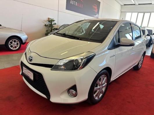 usato TOYOTA Yaris