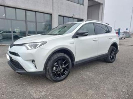 usato TOYOTA RAV 4 MY23