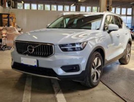 usato VOLVO XC40