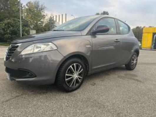 usato LANCIA Ypsilon