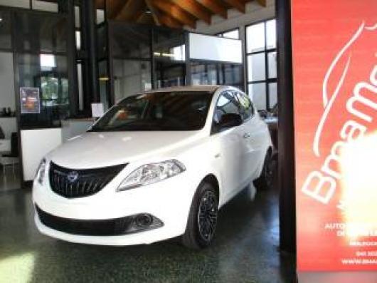 usato LANCIA Ypsilon