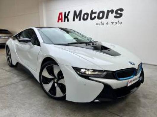 i8