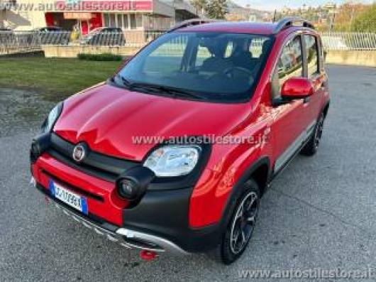 usato FIAT Panda Cross