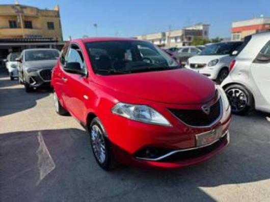 usato LANCIA Ypsilon