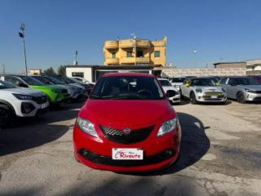 usato LANCIA Ypsilon