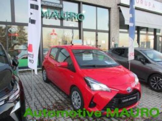 usato TOYOTA Yaris