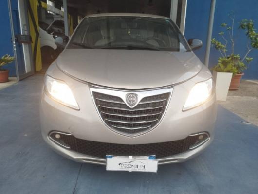 usato LANCIA Ypsilon